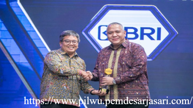 Direktur BRI Ety Yuniarti Raih Penghargaan